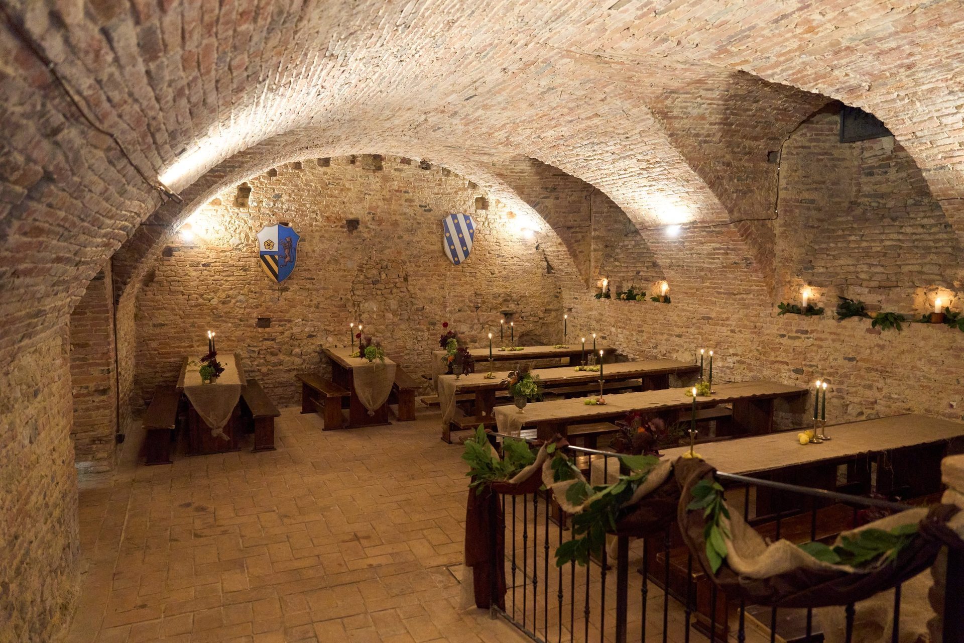 Casalino · vaulted hall